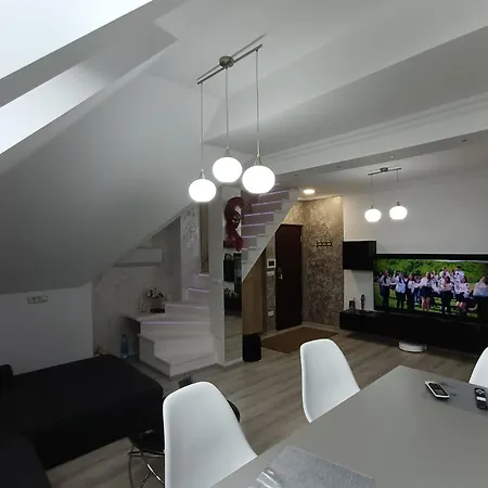 Muller Premium 12 Iulius Mall Apartment *